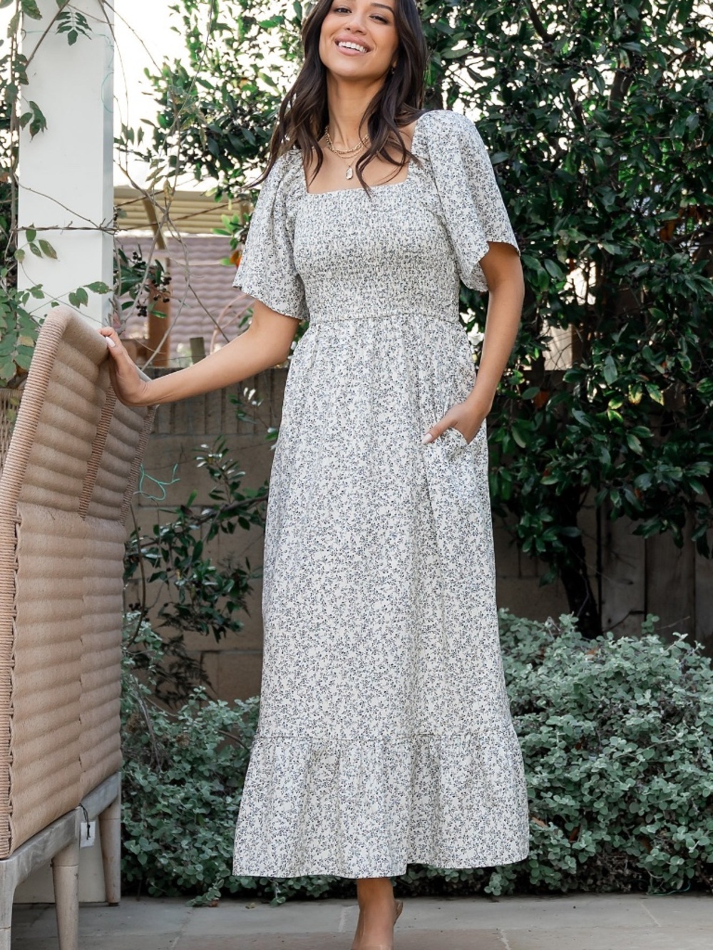 Baltic Born Cassis Smocked Midi Dress | Ivory + Black Floral Size SS - Picture 5 of 5